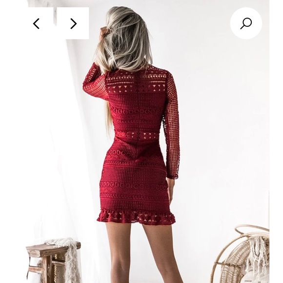 Long Sleeve Lace Dress - Picture 3 of 4